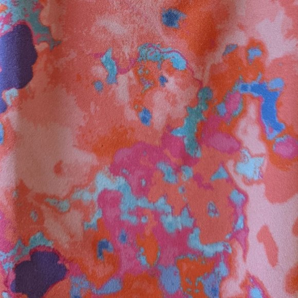 Anthropologie Pink and Purple Abstract Leggings Set - Picture 8 of 12